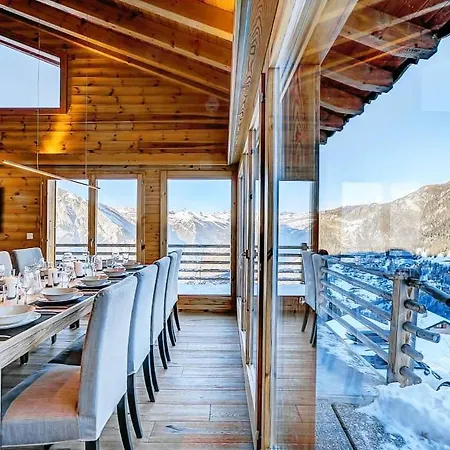 Newly Renovated Chalet Up To 12 Guests With Jacuzzi & Sauna Villa