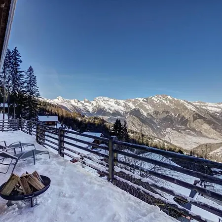 Newly Renovated Chalet Up To 12 Guests With Jacuzzi & Sauna Riddes